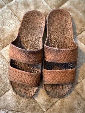 Pali Hawaii Brown Double-Strap Slide Sandals